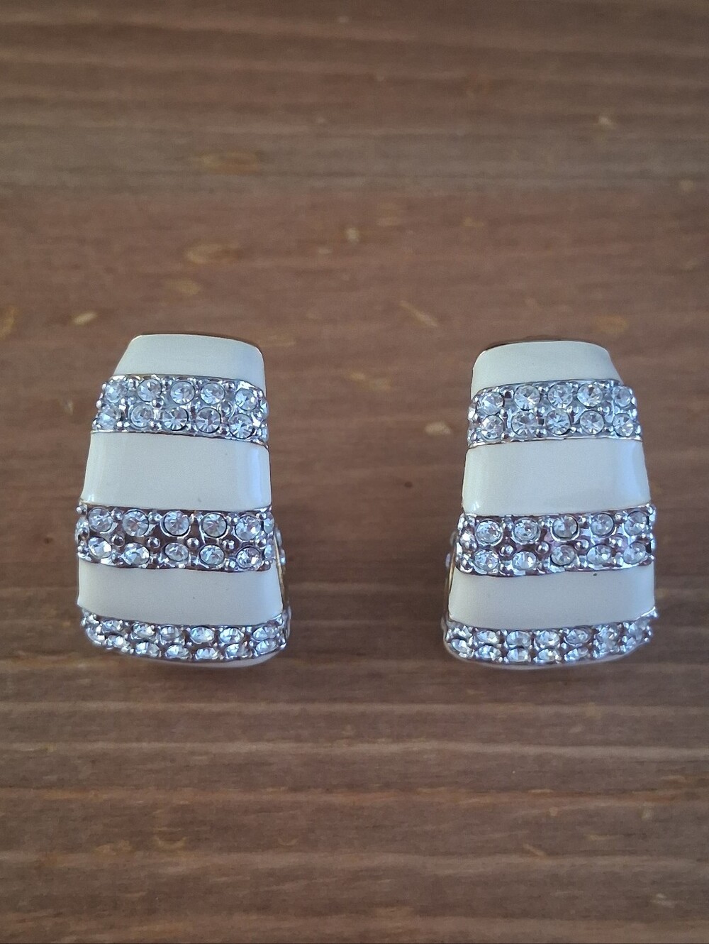 St. John Elegant Clip-on Earrings with Silver crystal Stripes